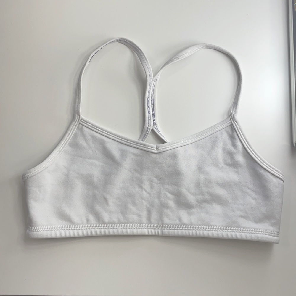 IVIVVA white sports bra top